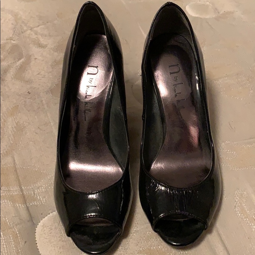 Black dress wedge shoes.